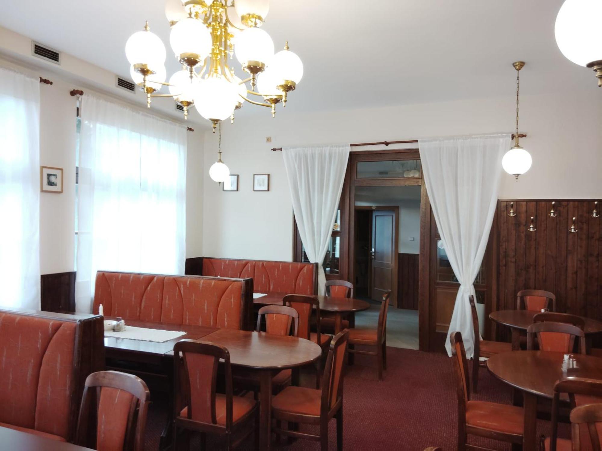 Lucni Dum Hotel Janske Lazne Ngoại thất bức ảnh